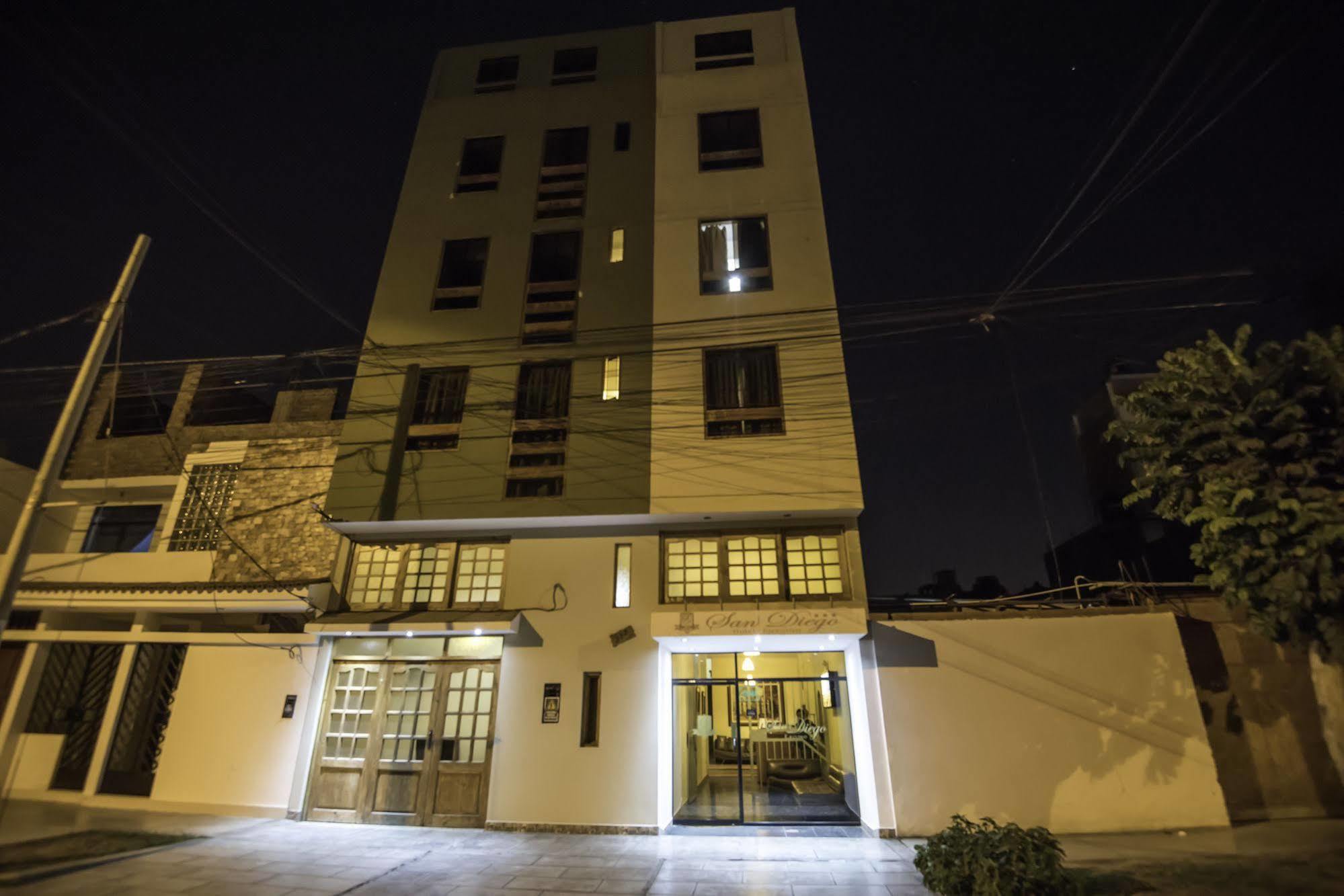 Hotel Ejecutivo San Diego تروخيو المظهر الخارجي الصورة